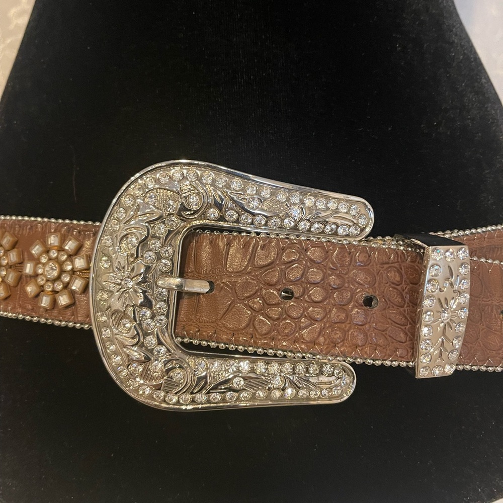 Blazin Roxx Brown Western Belt with Rhinestones and Crystals EUC